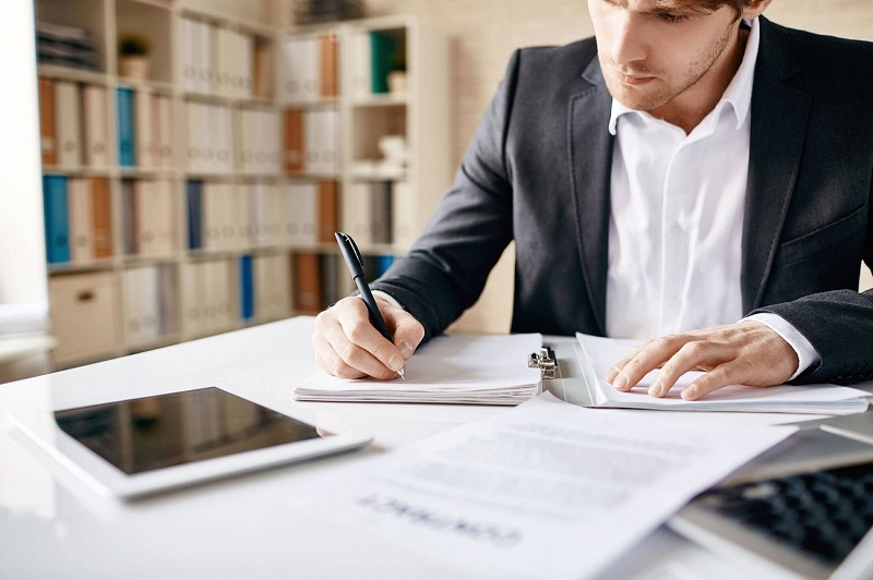 التدوين القانوني وإنشاء المدونات القانونية الإلكترونية